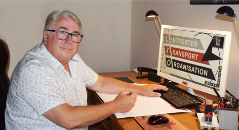 Herr Osthof, Inhaber der Linforter Transport Organsation